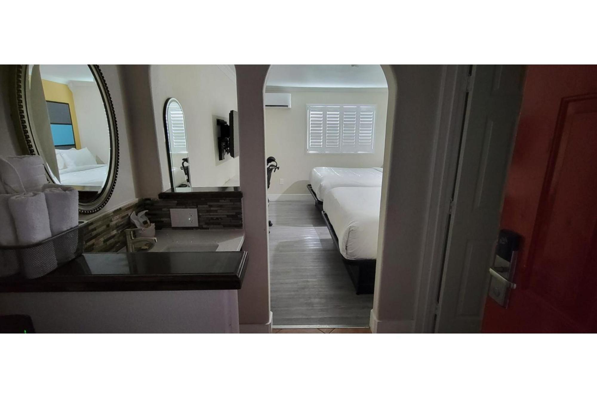 Hotel Avenida Victorville I 15 외부 사진