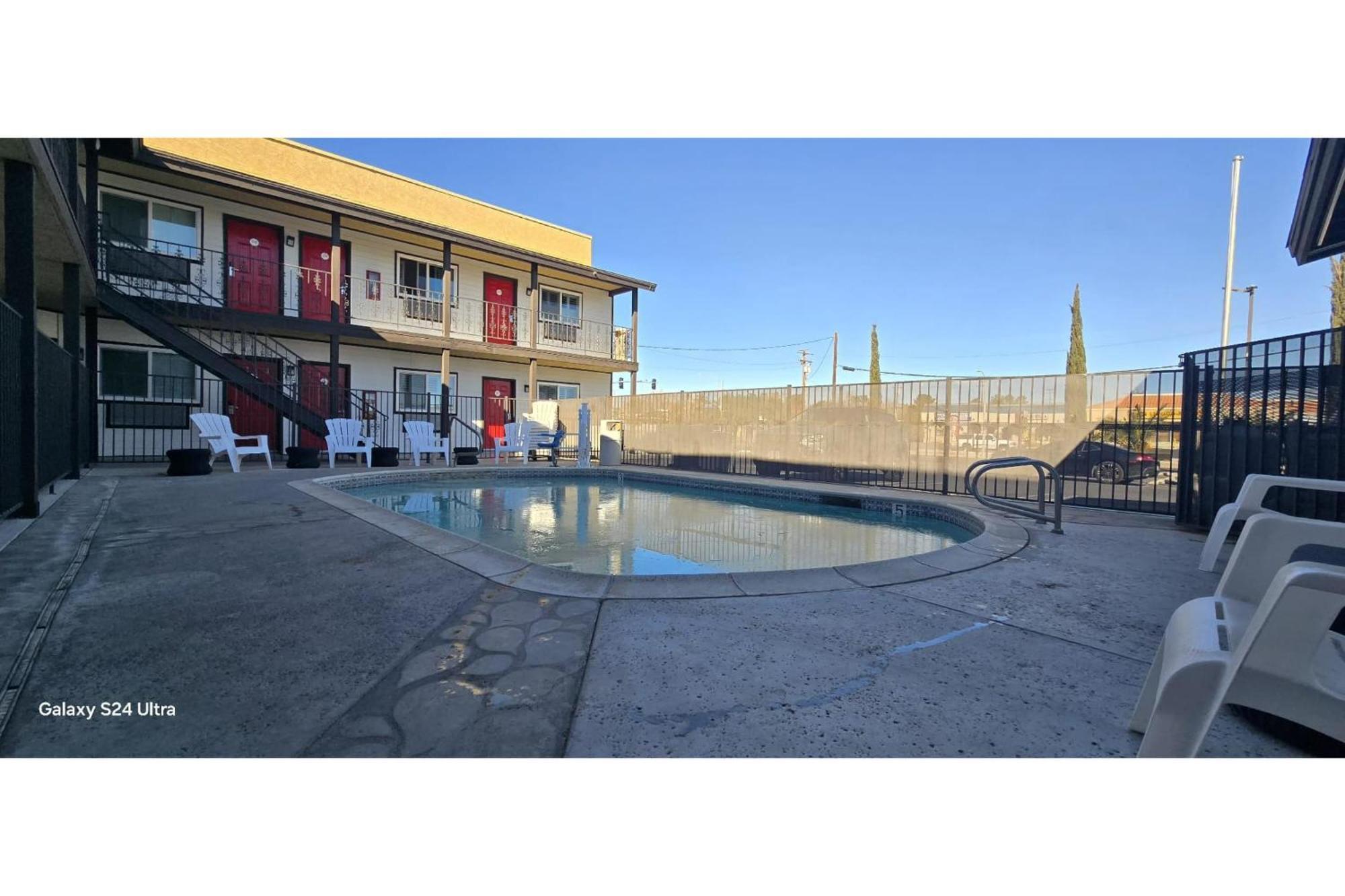 Hotel Avenida Victorville I 15 외부 사진